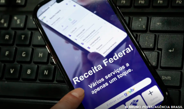 Receita paga nesta sexta (29) maior lote de restituição do IR da história