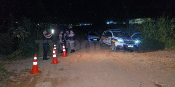 Homem é encontrado morto na zona sul de Poços; corpo tinha sinais de violência