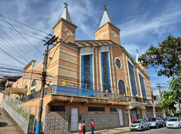Paróquia Nossa Senhora Aparecida realiza bazar de artesanato de dia das mães nesta semana