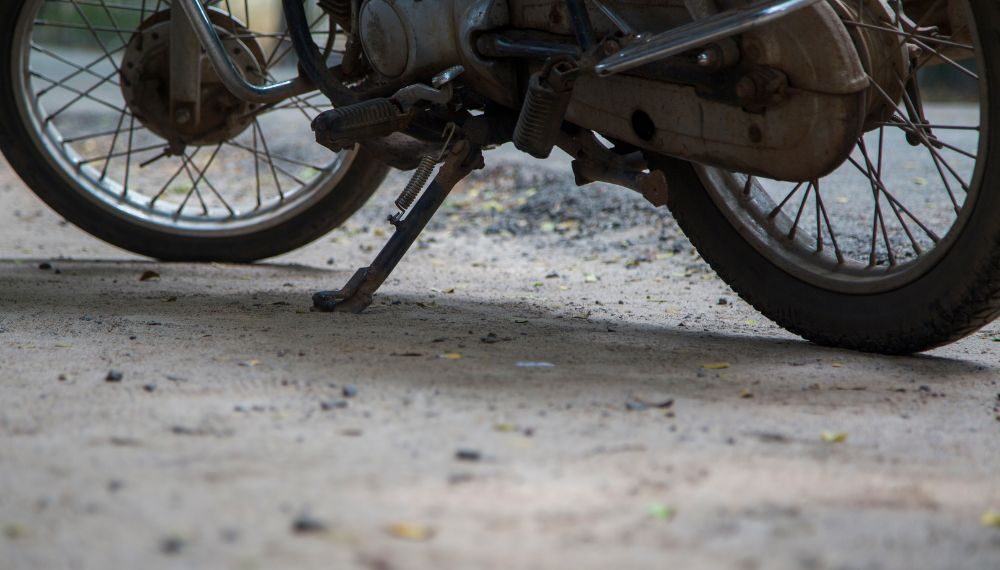 Motociclistas devem indenizar família de passageiro morto em acidente