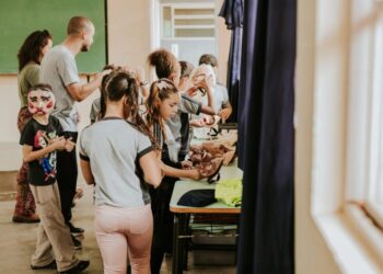 Credenciamento de artistas interessados em atuar no PMJ e Escolas em Tempo Integral de Poços segue até sexta (22)