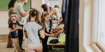 Credenciamento de artistas interessados em atuar no PMJ e Escolas em Tempo Integral de Poços segue até sexta (22)