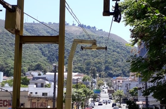 Manutenção do teleférico altera trânsito em Poços; confira