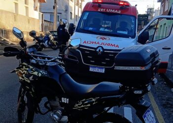 GCM auxilia atendimento de mulher que ficou dois dias dentro de veículo com o filho