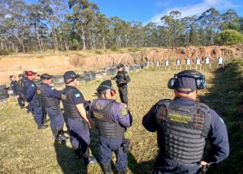 Guarda Civil Municipal de Poços conclui capacitação anual para porte de arma de fogo