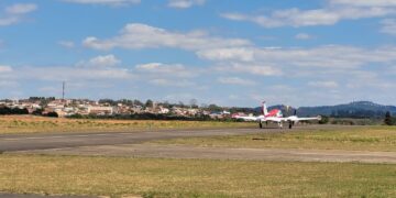 Modernização do aeroporto de Poços de Caldas é tema de reunião em Brasília
