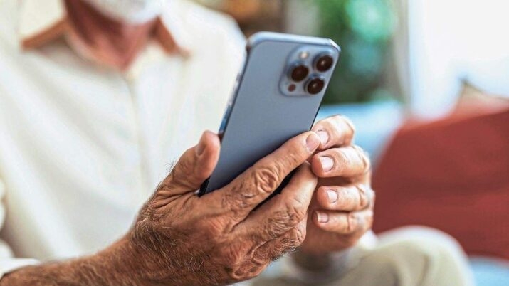 Campanha alerta idosos sobre golpes digitais e fraudes cotidianas