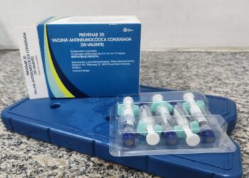 Poços de Caldas inicia aplicação da nova vacina Pneumo 20