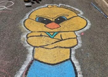 Prefeitura de Poços orienta população sobre pintura de ruas para a Copa do Mundo