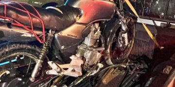 Motociclista sem habilitação é detido após perseguição policial durante operação de combate a “rolezinhos”