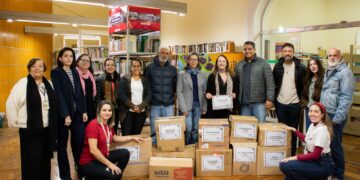 Flipoços 2026 doa quase mil livros para instituições de Poços de Caldas e região