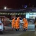 Três homens são baleados em estabelecimento comercial na região