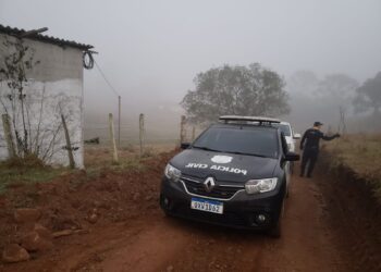 VÍDEO: Suspeitos de roubar R$ 45 mil e manter idoso em cárcere são presos em operação da Polícia Civil