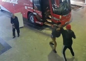 Câmeras flagraram homicídio na Rodoviária de Poços de Caldas