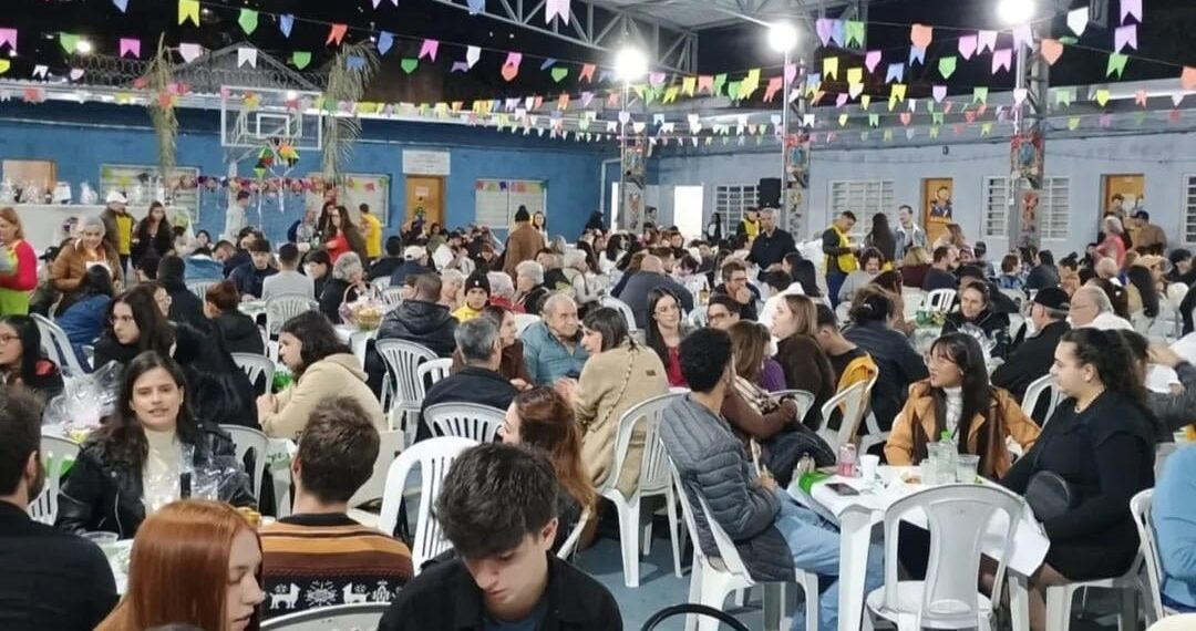 Apae, Fearpo, PMJ, IFSULDEMINAS, Caldense e mais: Poços terá diversas festas juninas neste sábado (20)