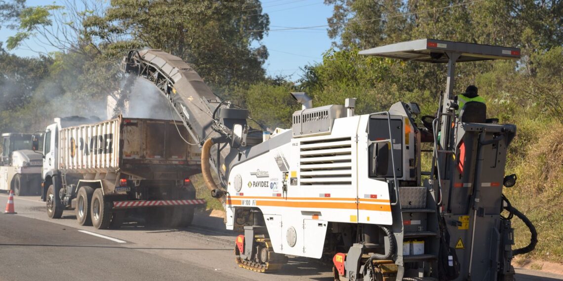 EPR divulga agenda de obras da semana em rodovias de Poços e região