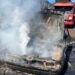 Veículo é destruído por incêndio em estrada vicinal na região