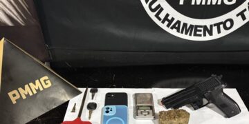 Adolescente é apreendido com droga, simulacro de arma e chaves micha em Poços de Caldas