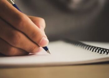 Pessoas com TDAH e dislexia terão atendimento especial em concursos públicos de MG; veja como solicitar
