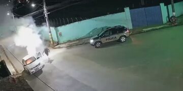 Suspeito confunde veículo, ateia fogo em carro errado e é preso no Sul de Minas
