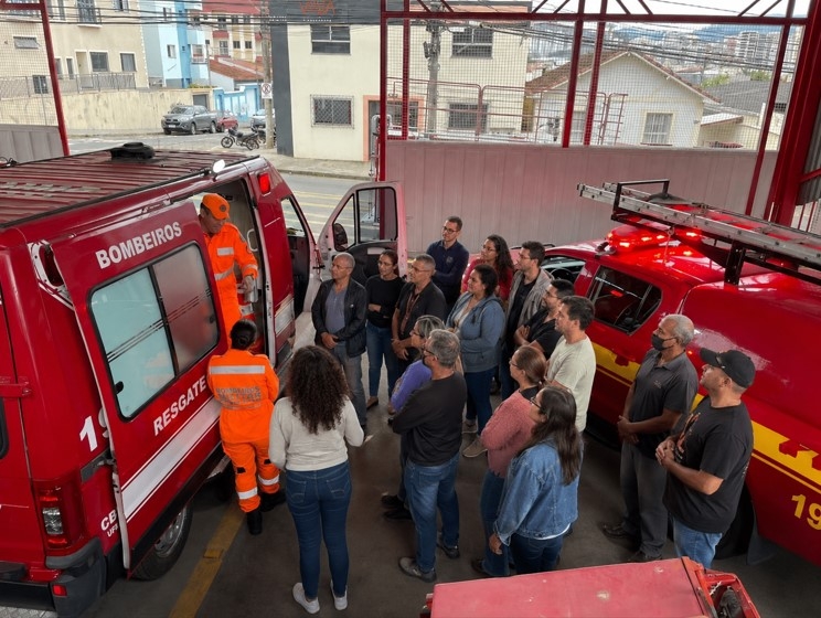 Corpo de Bombeiros de Poços promove manhã de portas abertas para a população