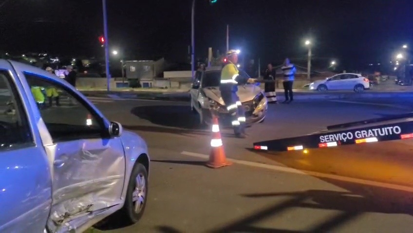 Motorista é preso após provocar acidente na zona sul de Poços de Caldas