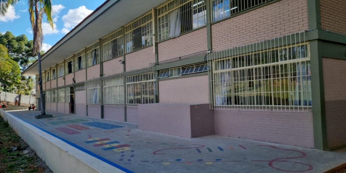 Prefeitura de Poços abre inscrições para fornecedores interessados em atender escolas municipais