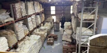 Suplementos e leite em pó vencidos eram reembalados com datas adulteradas
