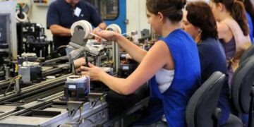 Jornadas entre 41 e 44 horas em Uberlândia 
