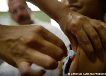 Vacinação de adolescentes de 15 a 19 anos contra o HPV é prorrogada