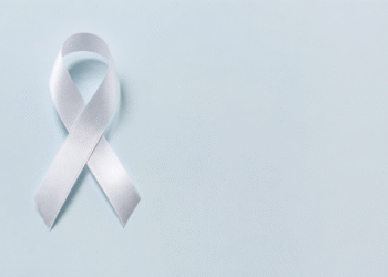 Poços de Caldas institui Campanha Laço Branco para incentivar homens no combate à violência contra as mulheres