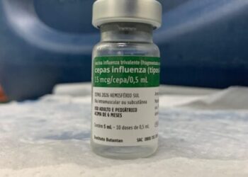 Cobertura vacinal contra a gripe chega a 56,27% e segue abaixo da meta em Poços