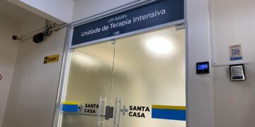Santa Casa de Poços tem cinco setores com 100% de ocupação e apenas nove leitos do SUS disponíveis