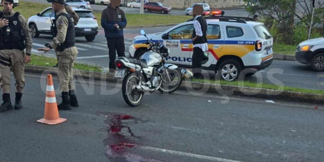 Atropelamento deixa mulher em estado grave em Poços de Caldas