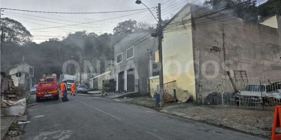 Campanha busca doações para crianças de família afetada por incêndio na zona oeste de Poços