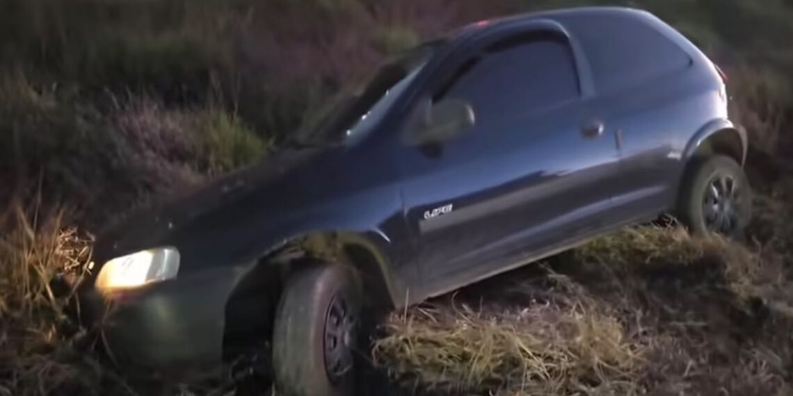 Pedestre é atropelado após motorista passar mal ao volante