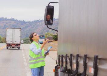 Ação no Dia do Motorista Profissional alerta para os riscos da sonolência ao volante