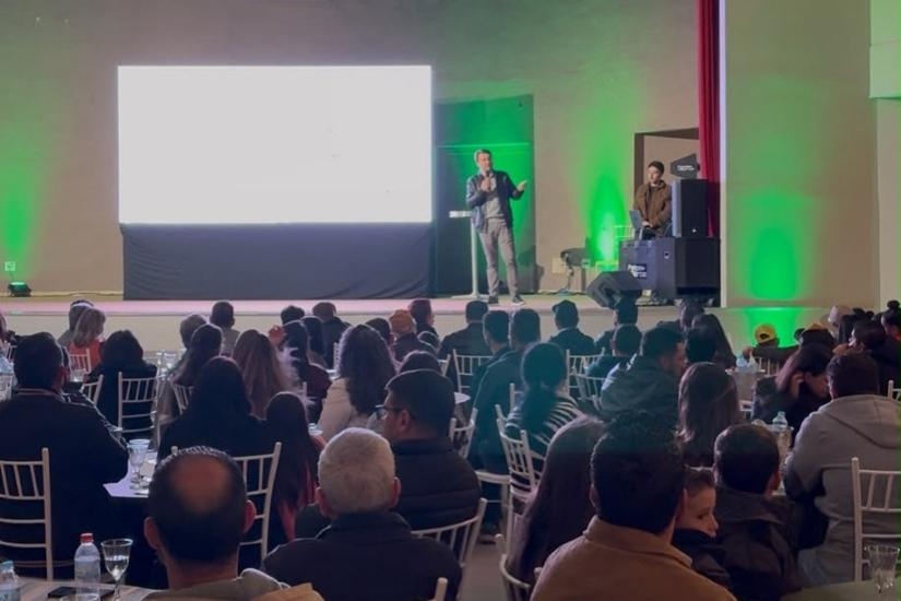 Sicredi UniEstados reúne mais de mil pessoas em eventos sobre o Plano Safra em MG