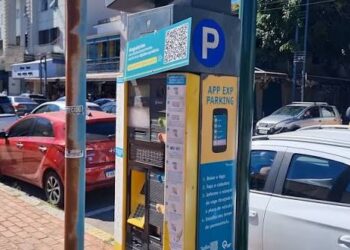 Procon mantém investigação sobre vazamento de dados no estacionamento rotativo de Poços