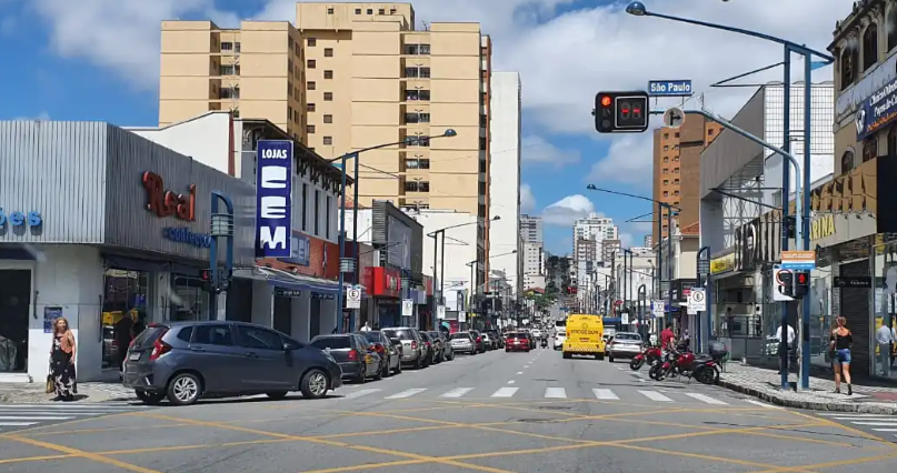 Impasse nas negociações salariais do comércio de Poços de Caldas continua; sindicato patronal divulga novo comunicado