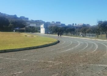 Prefeitura de Poços abre Pista de Atletismo para fortalecer a prática da corrida no município