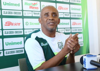 Juary é apresentado como técnico da base da Caldense