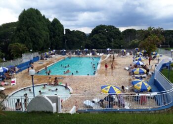 Criança de quatro anos morre após afogamento em clube de Poços