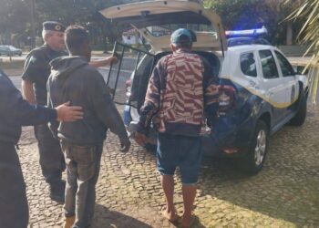 Menos de 24 horas após prisão, dois são flagrados novamente tentando furtar fios na Urca