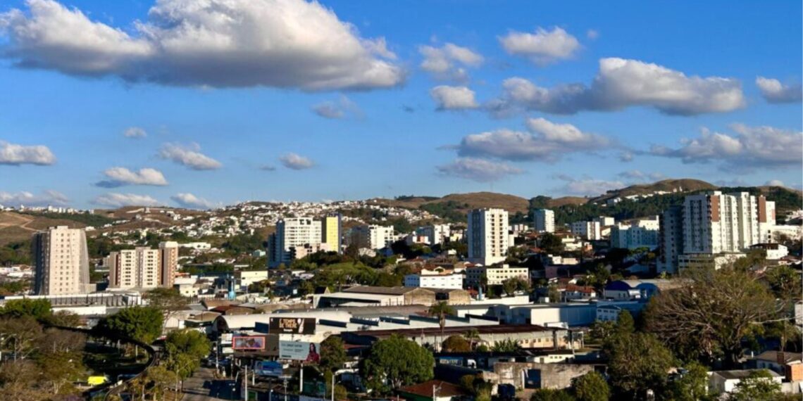 Fim de semana terá calor e temperaturas próximas dos 30°C em Poços