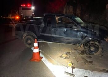 Veículo é encontrado abandonado após acidente