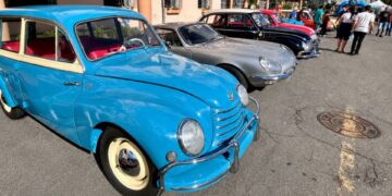 Blue Cloud reúne mais de 150 veículos DKW em Poços de Caldas