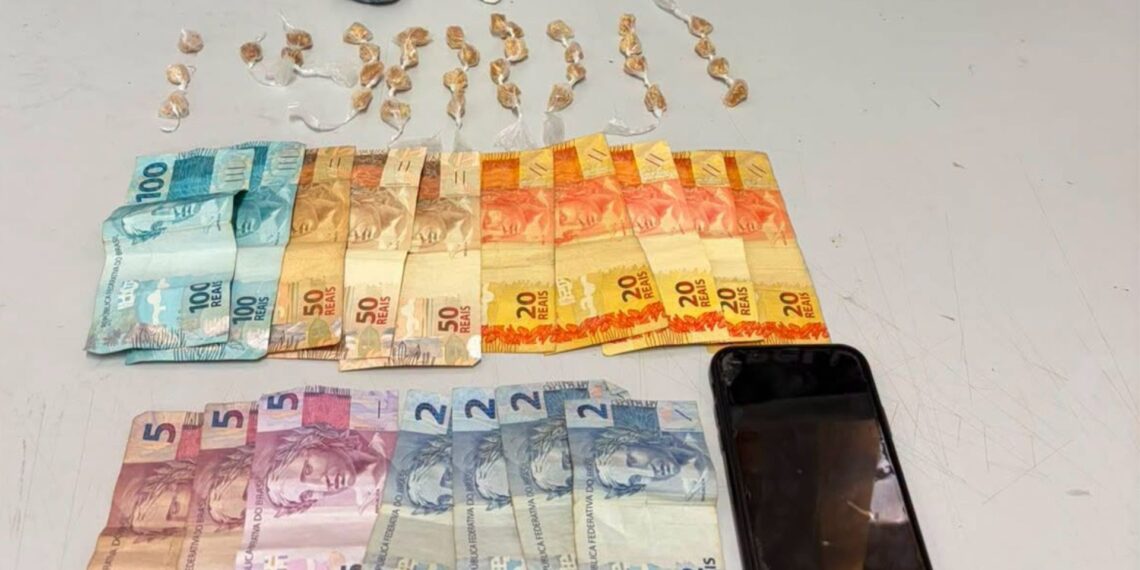 Homem é preso com crack, cocaína e maconha em Vargem Grande do Sul