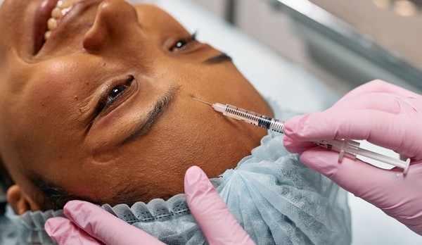 Justiça derruba norma que permite a dentista fazer harmonização facial