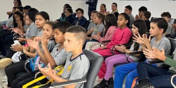 Projeto Sanitaristas Mirins é lançado em Poços de Caldas com participação de 110 alunos